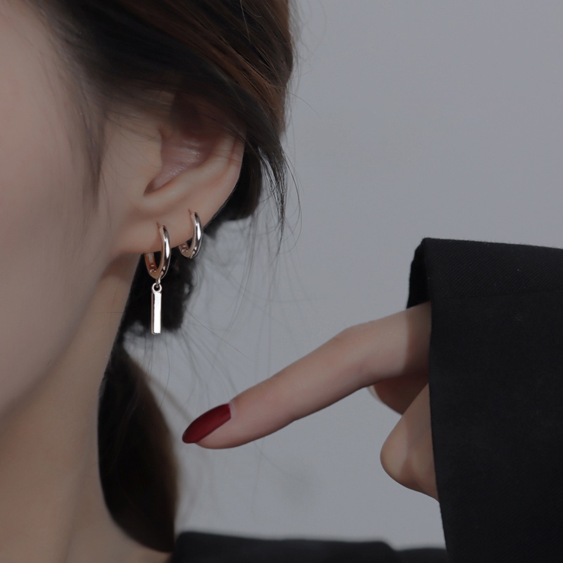 Bông Tai Mạ BạC KiểU DáNg Đơn GiảN