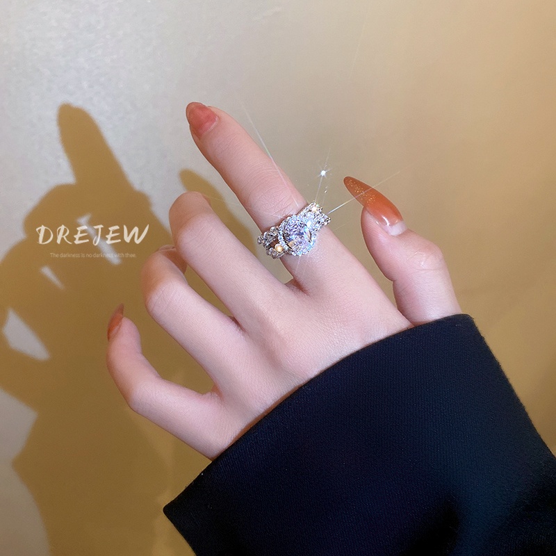 DREJEW Nhẫn Đeo Tay Kim Loại Đính Đá Hình Oval Thời Trang Hàn Quốc