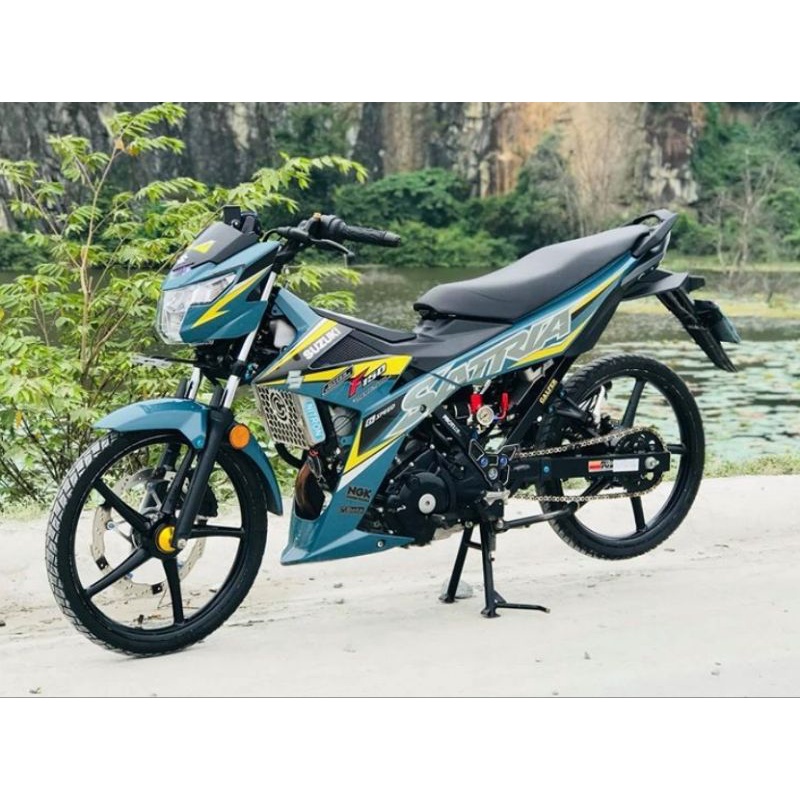 Bánh mâm 5 cây cho xe satria. raider  trước 1.4 sau 1.6 hiệu AT racing gắn như zin k cần chế gồm 4 màu đen. trắng. vàng