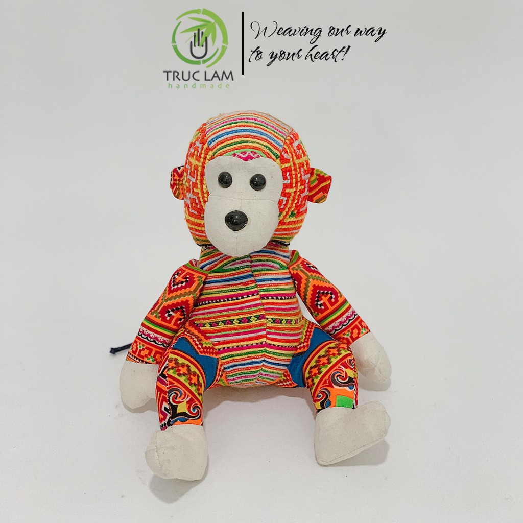 Đồ Chơi Cho Bé Thú Nhồi Bông Hình Con Khỉ, Trâu, Voi, Chó, Mèo Vải Thổ Cẩm Dệt Tay Bông Gòn Cao Cấp – Trúc Lâm Handmade