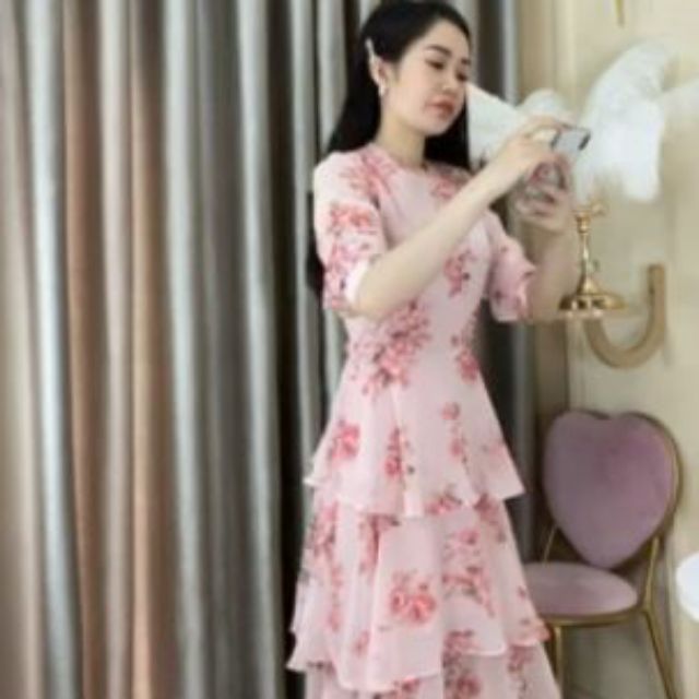 Đầm hồng tiểu thư