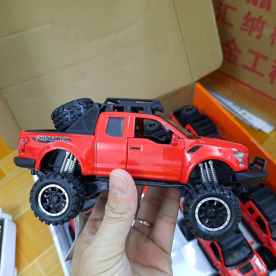 Mô Hình Xe ô tô Ford F150 Offroad đồ chơi trẻ em tỉ lệ 1:32 xe bằng hợp kim và nhựa có đèn và âm thanh động cơ