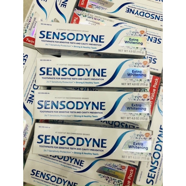 Kem đánh răng dành cho răng nhạy cảm Sensodyne Extra Whitening 113g