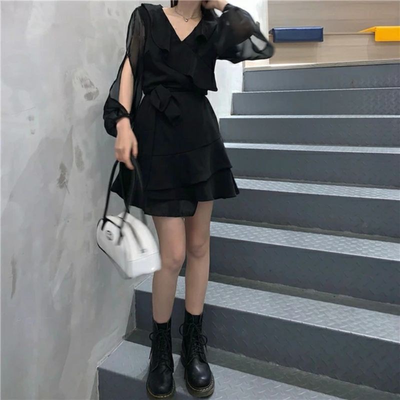 6:30PM Order Váy babydoll ulzzang cổ v phối tay vải voan mỏng xẻ tà