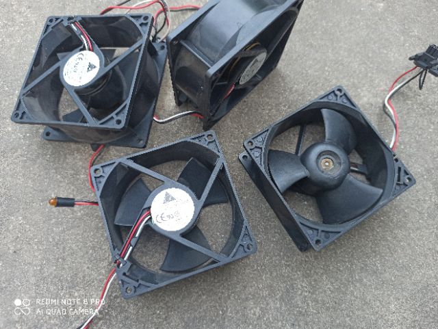 Quạt delta 12v 0.63A , vuông 9cm x3.8 3pin