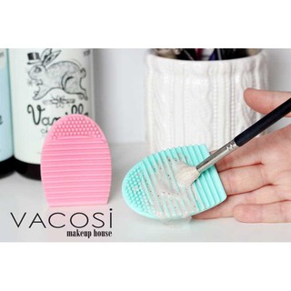 Dụng cụ hỗ trợ rửa cọ Vacosi Brushegg Pro Brush Cleaner