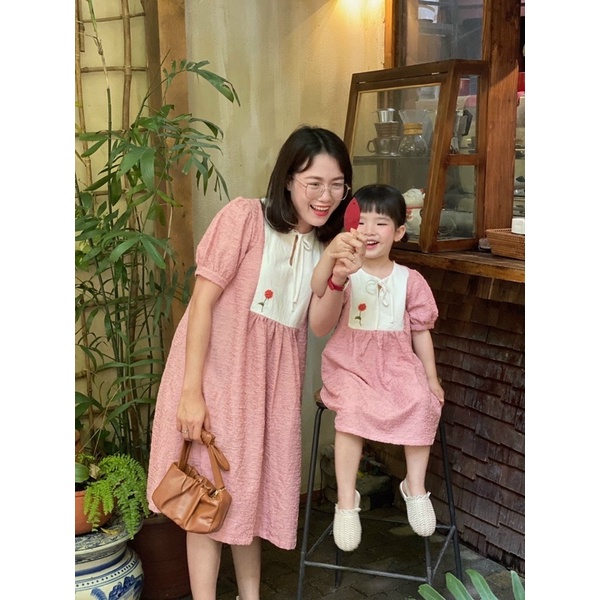 Váy đôi Mẹ và Bé CELINA V11 Set Đồ đôi Mẹ và Bé Chất Xốp Hàn Hoạ Tiết Hoa Hồng Thêu Tay