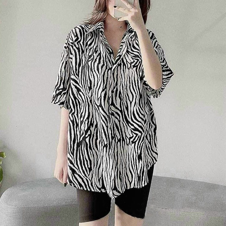 Áo sơ mi dáng rộng Áo sơ mi tay lỡ họa tiết da beo - JOLIÉ