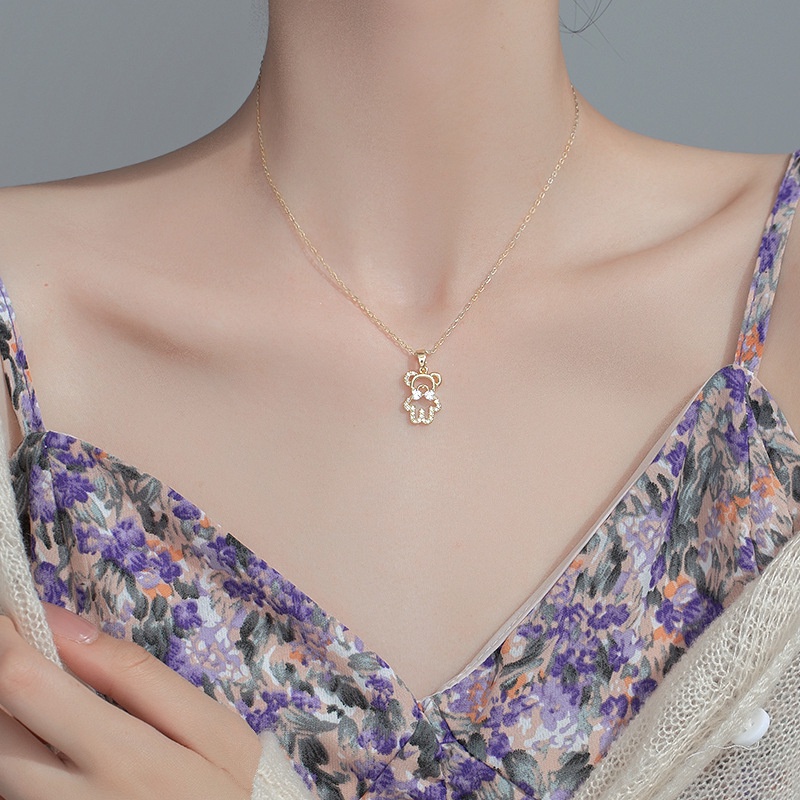 Vòng cổ mặt hình gấu đính đá pha lê kiểu Hàn Quốc sang trọng cho nữ