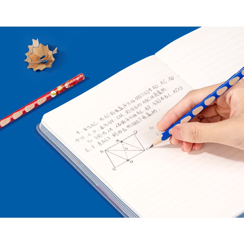 Bút chì Deli định vị tay hình siêu nhân - 1hộp 12 chiếc - HC101