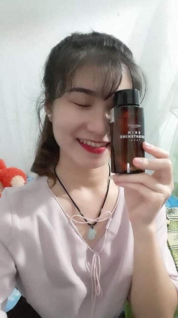 NƯỚC HOA HỒNG SKIN BRIGHTENING TONER NARGUERITE