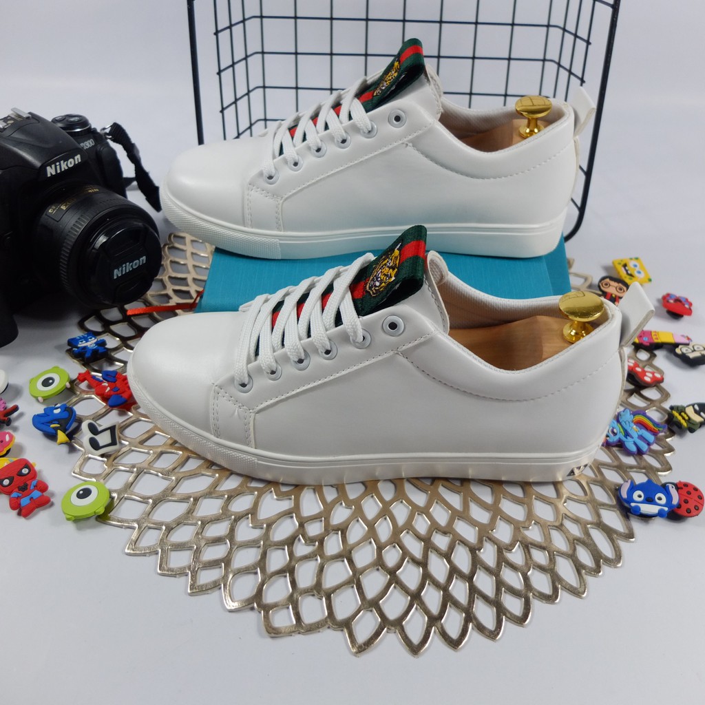 Giày thể thao nam thêu hổ xanh đỏ - Giày nam chất da mềm có 2 màu đen và trắng