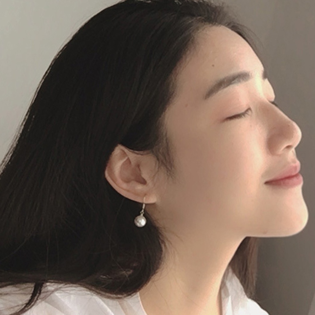 Đôi bông tai ngọc trai kiểu dáng đơn giản, thanh lịch cho nữ