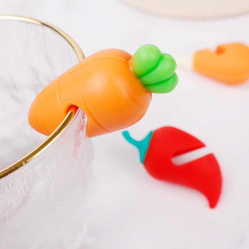 Kẹp Silicone Nhấc Nồi Chống Tràn Hình Đùi Gà Cà Rốt Dễ Thương