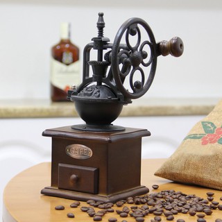 Máy xay cà phê phong cách cổ điển bắt mắt