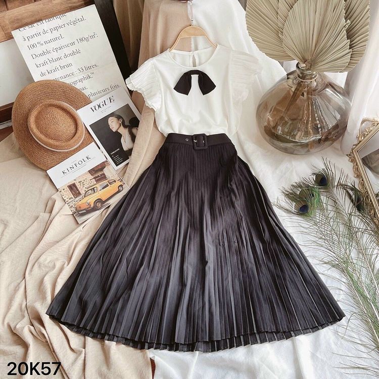 CHÂN VÁY XẾP LY THẦN THÁNH - Chân Váy Midi Đen Xòe Chữ A | BigBuy360 - bigbuy360.vn