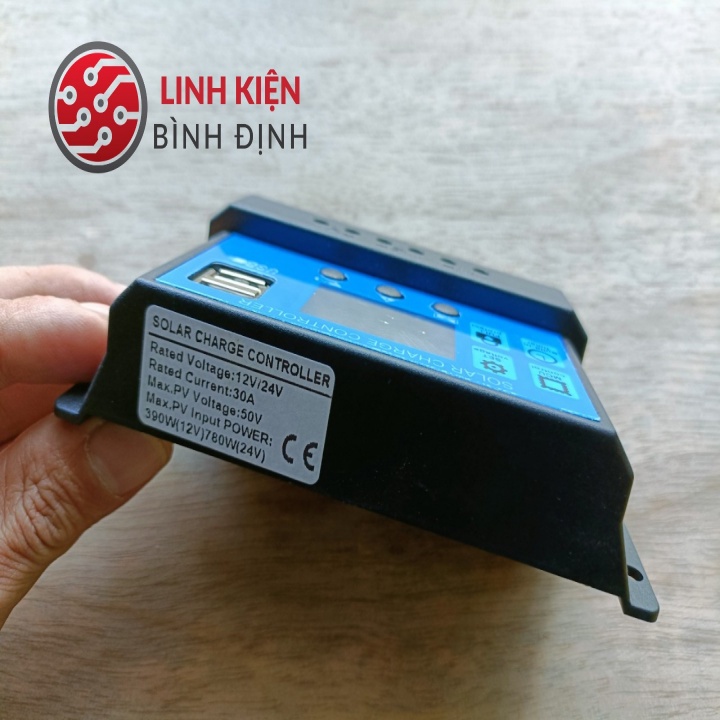 Điều khiển sạc năng lượng mặt trời 30A 12V/24V