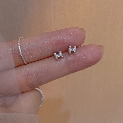 Khuyên tai HM129 cá tính sang chảnh