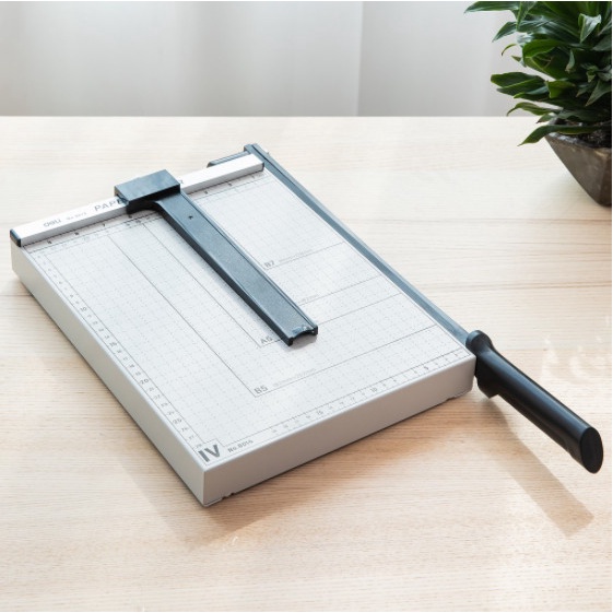 Bàn cắt giấy A4, A3 Deli - lưỡi thép bền bỉ, sắc bén, cao cấp E8014-E8012 - vpp Diệp Lạc