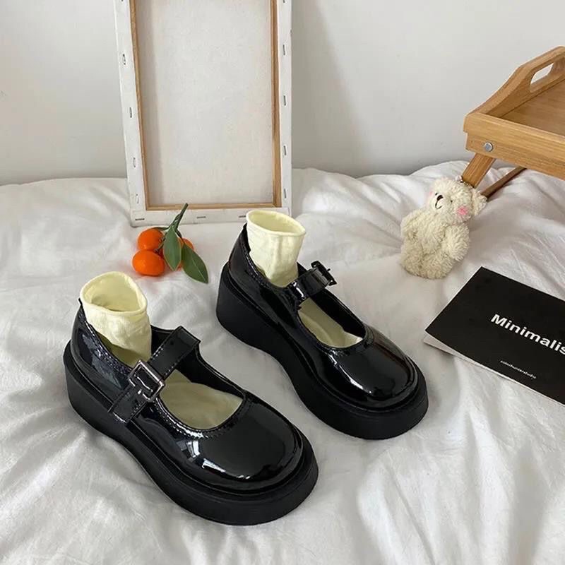 Giày Lolita đơn giản, nhẹ nhàng style Hàn Quốc xinh xắn