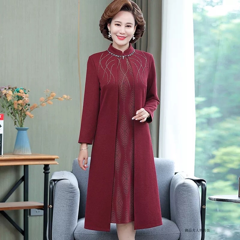Đầm len trung niên nữ cao cấp, đính hạt sang trọng, kiểu dáng thanh lịch, trang nhã NV0947