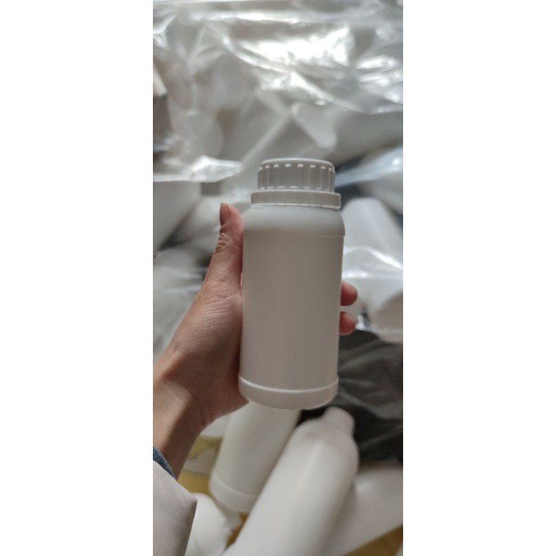 Chai nhựa trắng, đen HDPE 250ml hàng dầy