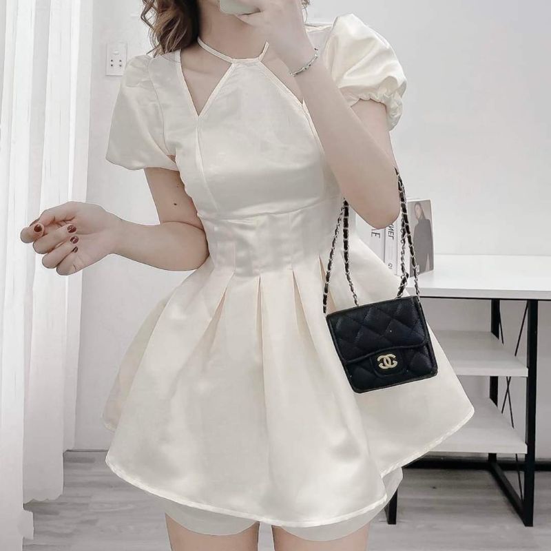 sét short áo peplum cổ yếm tay bồng Tiềm Kiếm Hàng Đầu