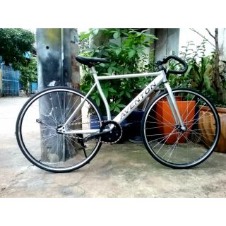 XE ĐẠP FIXED AVENTON
