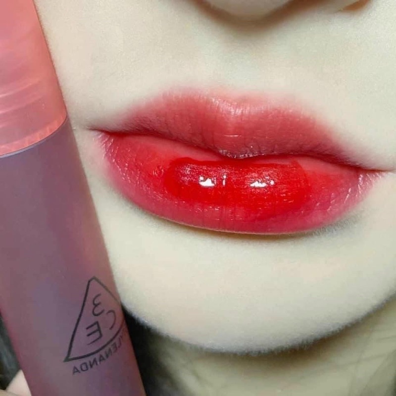 Son kem lì 3CE mềm mịn lâu trôi Blur Water Tint mã PLAY OFF đỏ thuần