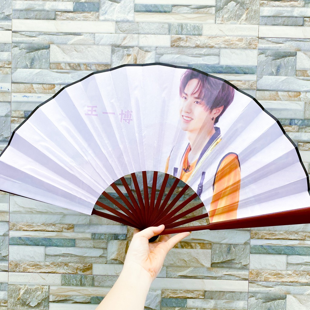 Quạt xếp cầm tay in hình VƯƠNG NHẤT BÁC idol thần tượng hoa ngữ trần tình lệnh xinh xắn