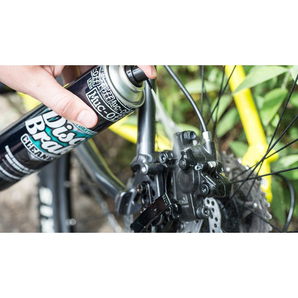 Dung Dịch Tẩy Rửa - Tái Tạo Độ Ẩm Thắng Đĩa MUC-OFF Disc Brake Cleaner, Workshop Size, 750Ml