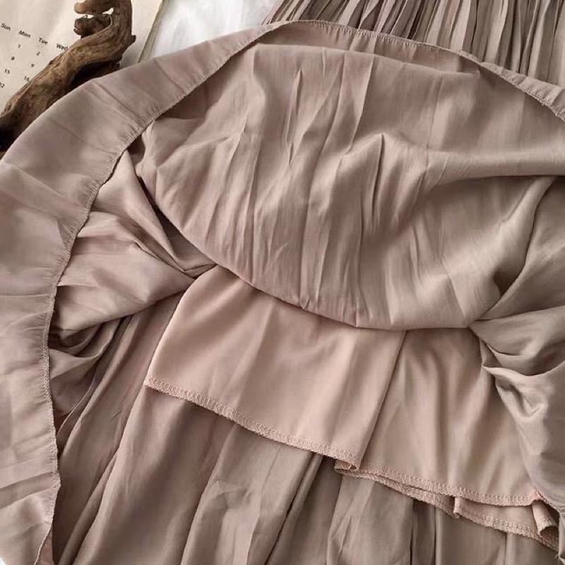 CHÂN VÁY XẾP LY NHĂN TRẺ TRUNG