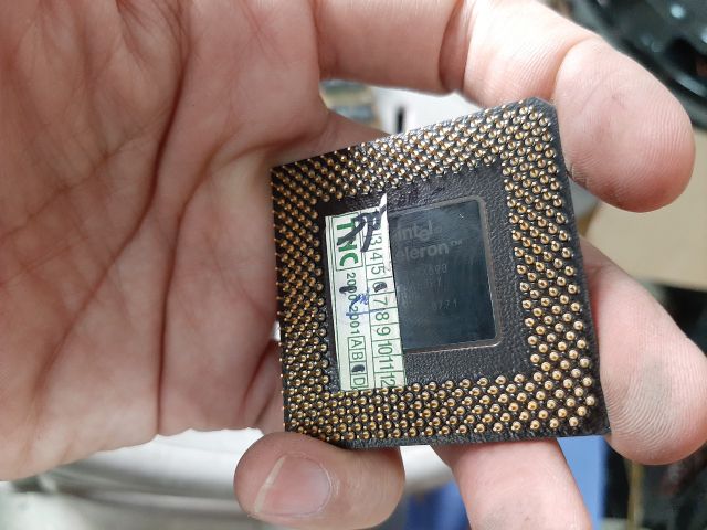 Cpu cổ socket 7 ko có đồ test bán đại nhe. 589nhattao