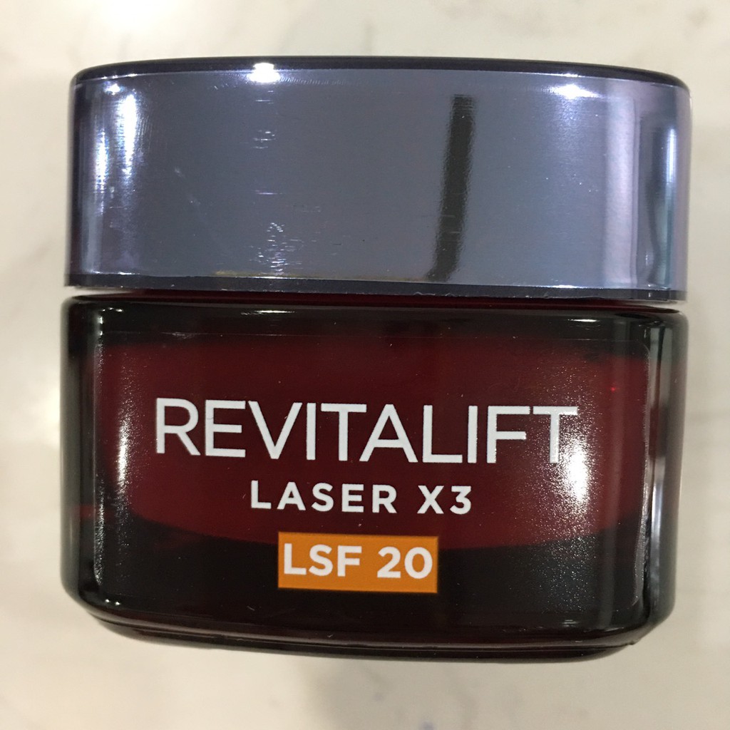 Kem dưỡng da Loreal Revitalift Laser X3