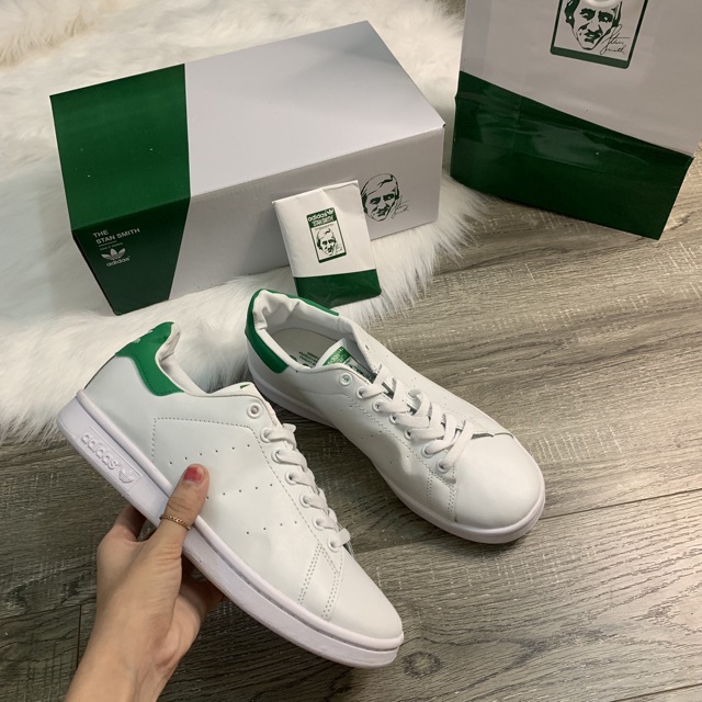 GIÀY THỂ THAO STAN