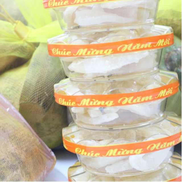 Mứt Dừa Sáp Lá Dứa 250g