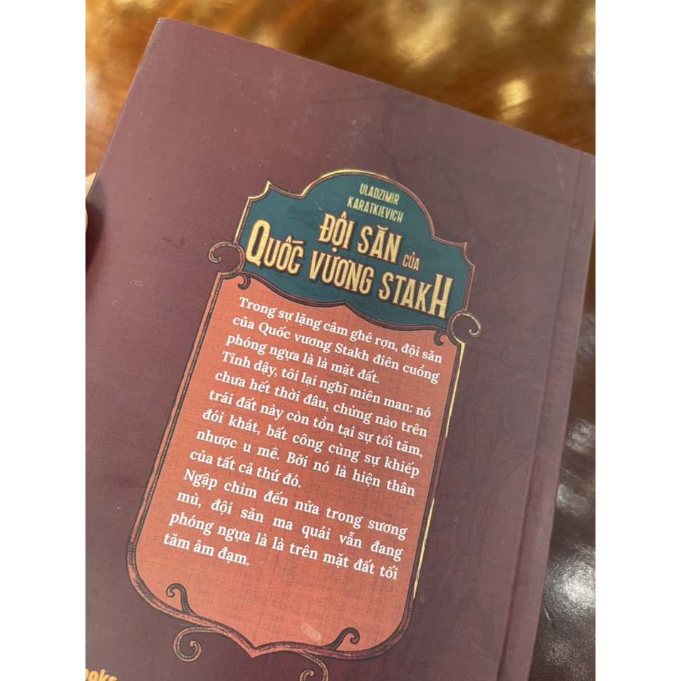 Sách - Đội săn của Quốc Vương STAKH - Uladzimir Karatkievich – tặng kèm bookmark – Tri Thức Trẻ