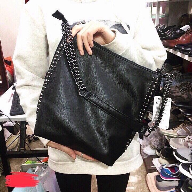 Túi xách quai xích ZaRa . Ảnh thật