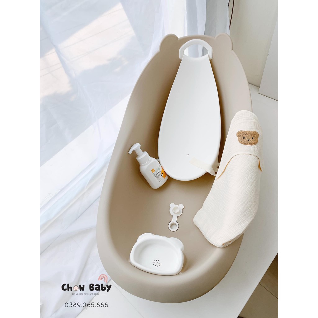 Chậu tắm phi thuyền cho bé