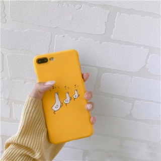 ỐP iphone ip Nhựa cứng Vịt Vàng siêu xinh từ 6-7+