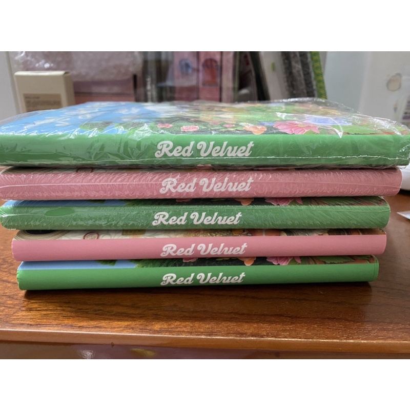 Hộp nhạc rỗng, thẻ ảnh FMR nhóm Red Velvet