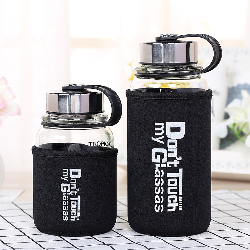 Bình đựng nước thuỷ tinh cao cấp TROPICAL PARADISE 700ml có ngăn pha trà Inox SUS 304 - Chịu nhiệt - Hoa Văn cao cấp