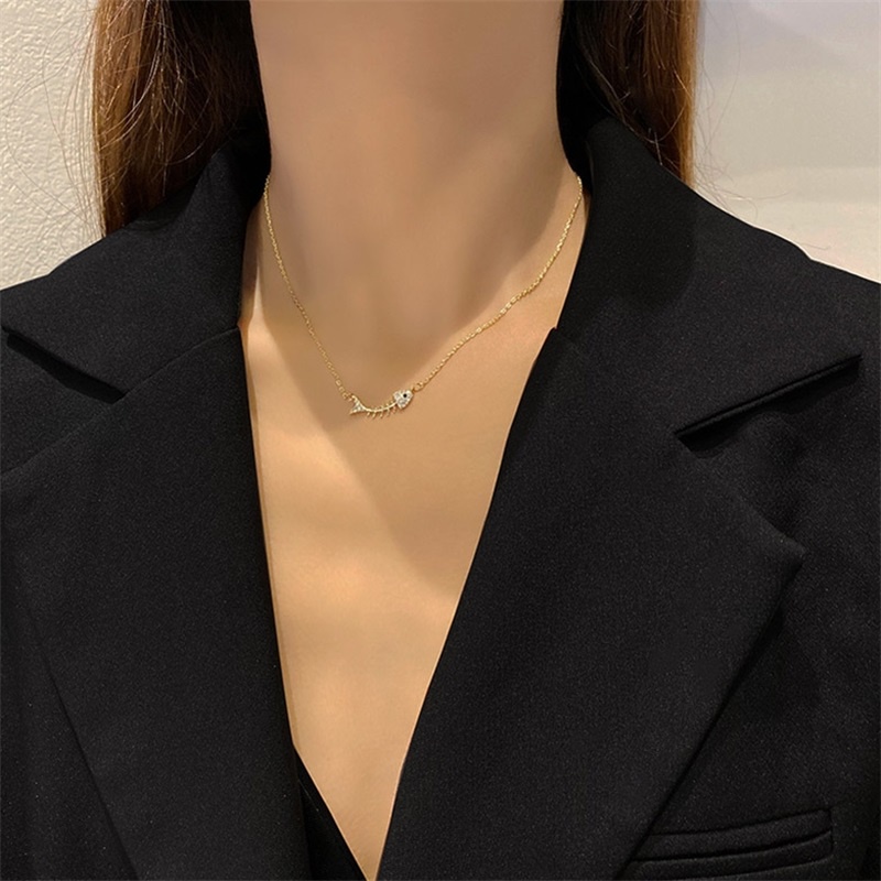 Dây chuyền mạ vàng 18k hình xương cá độc đáo