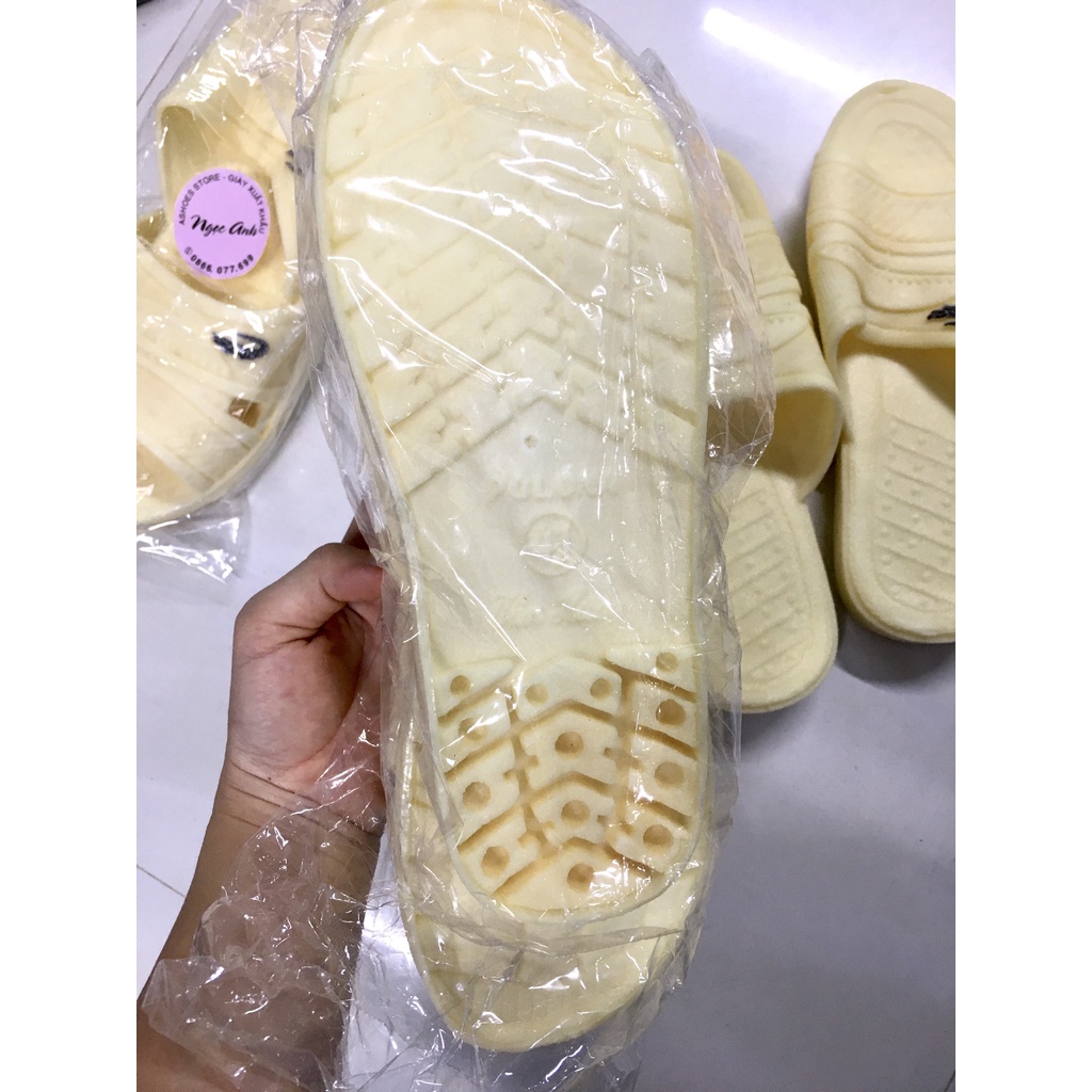 Dép nhựa nam cá sấu màu kem| AShoes VNXK