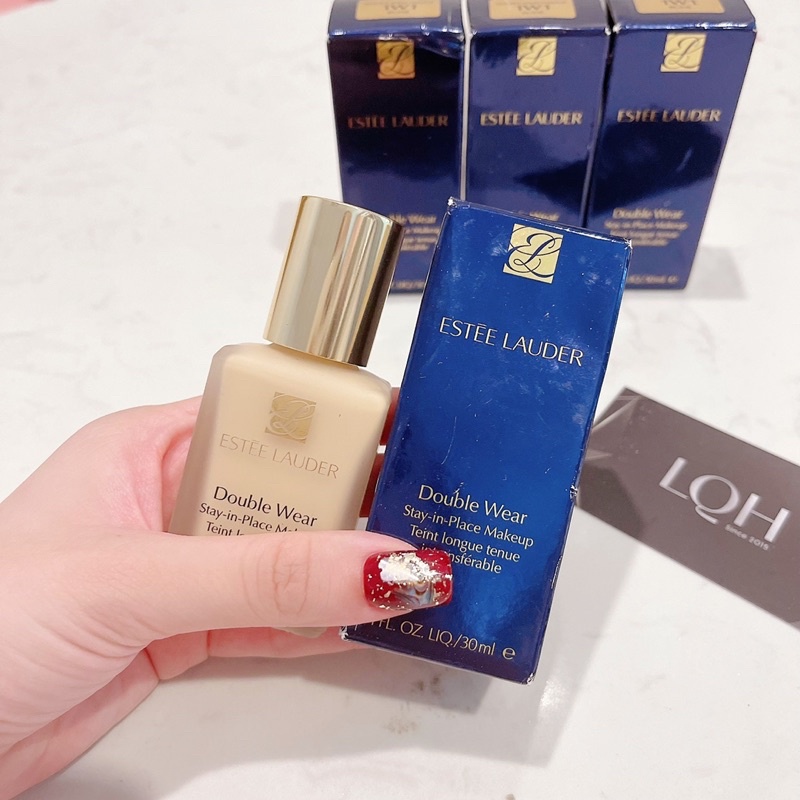 Kem nền Estee Lauder Double Wear Stay-in-Place Make Up màu 1w1 Bone
