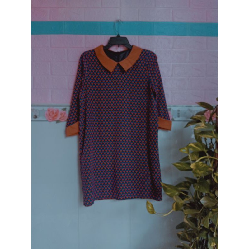 Đầm suông hoạ tiết cổ lá sen siêu đẹp hàng secondhand size L