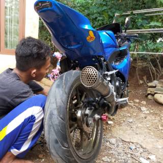Undertail gsx r s 150 pnp