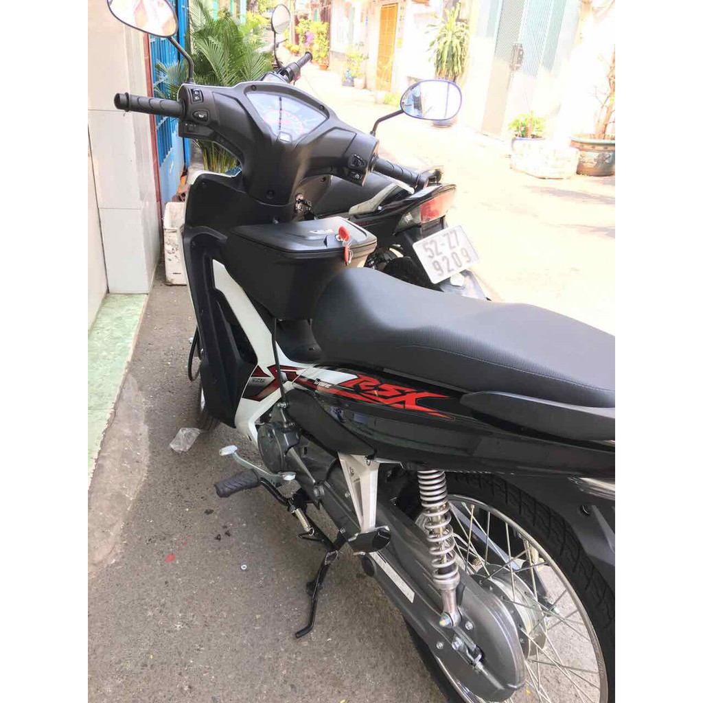 Thùng giữa RSX mẫu Givi G10N kèm bát gắn