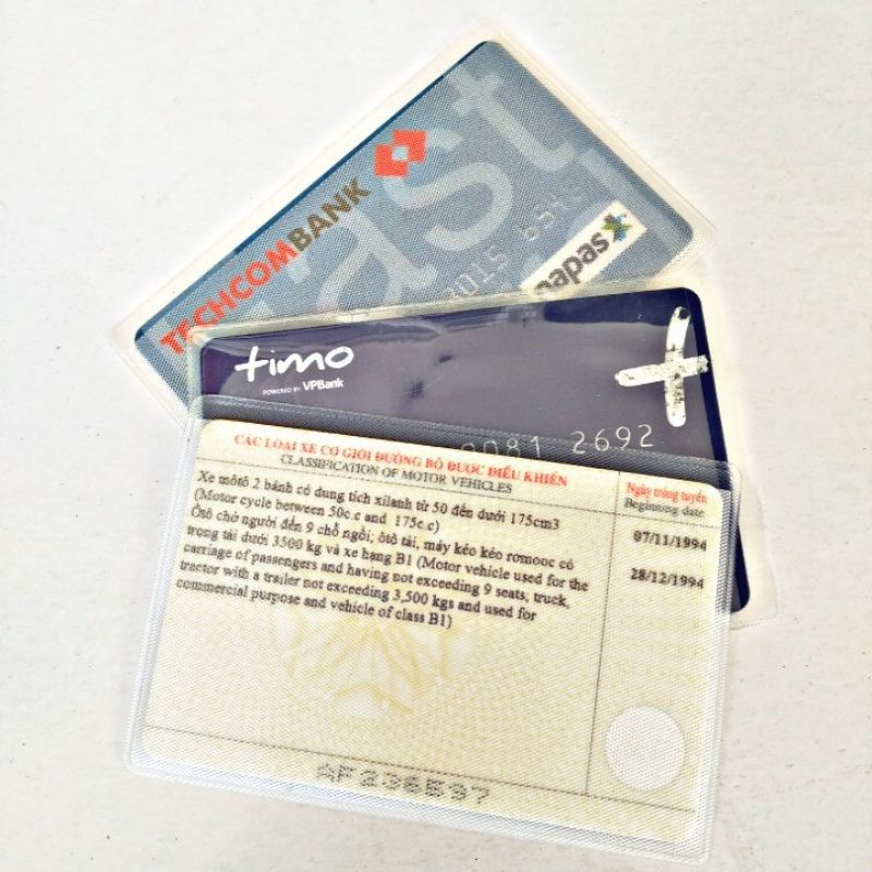TÚI NHỰA ĐỰNG BẢO VỆ THẺ ATM, CĂN CƯỚC CÔNG DÂN, CARD VISIT, BẰNG LÁI XE, THẺ SINH VIÊN, THẺ NHÂN VIÊN,… TRONG SUỐT