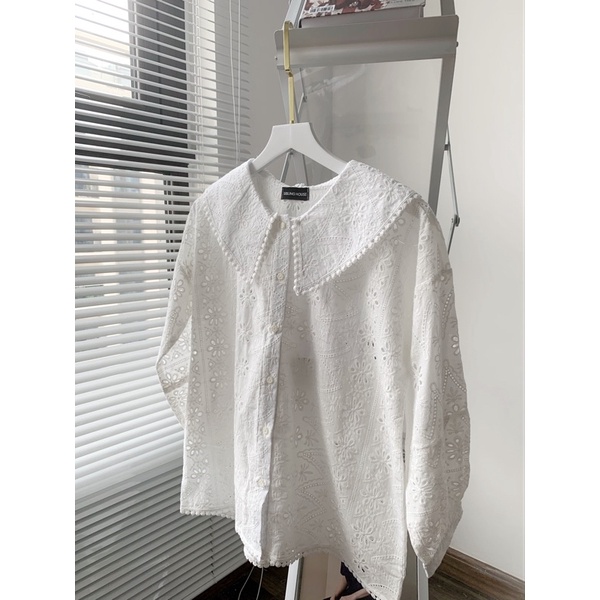 Sibling House - Áo tay vải hoạ cổ nhọn Annie shirt